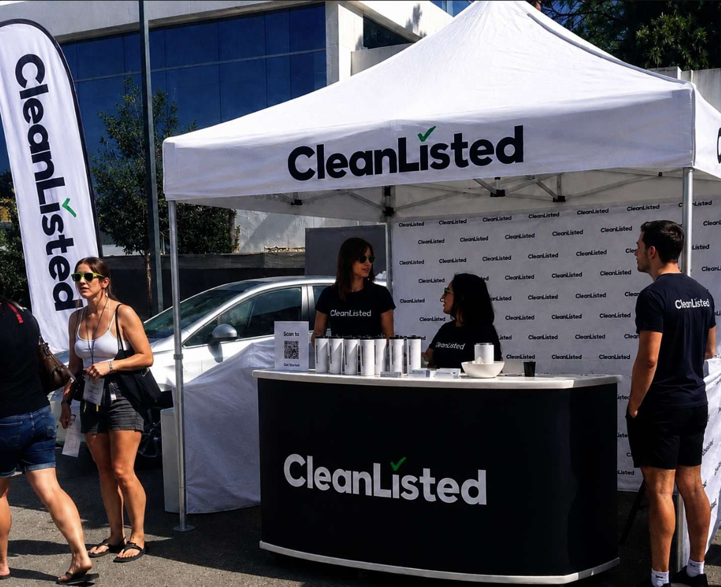 CleanListed booth setup